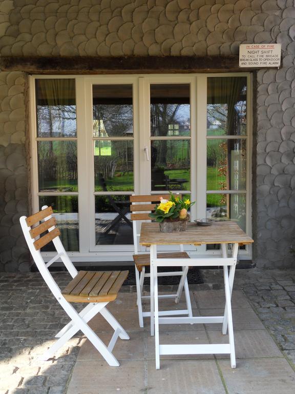 B&B 'Het Logiement Sint-Maria-Lierde Εξωτερικό φωτογραφία